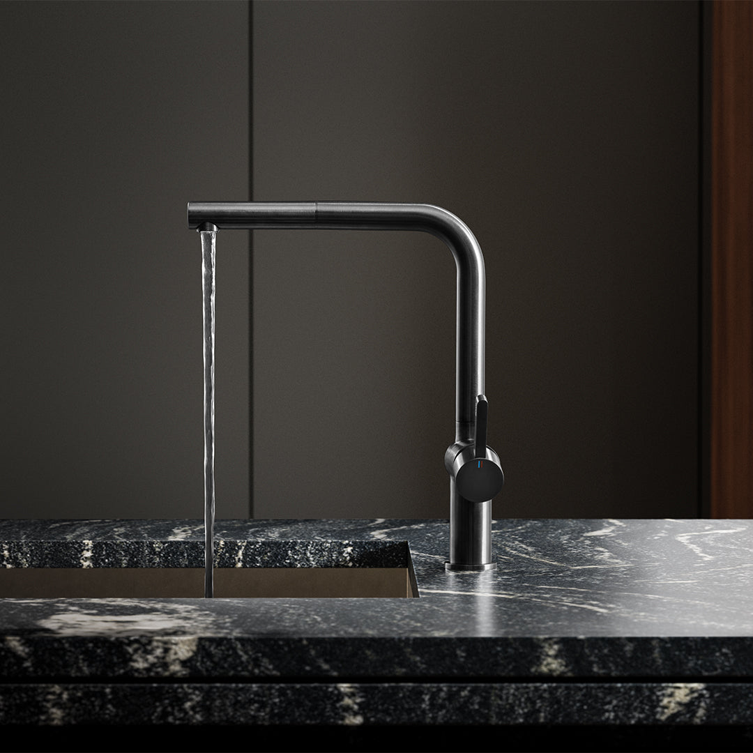 BEVO E Stainless Steel Kitchen Lever Mixer with Pull-out Spray A225