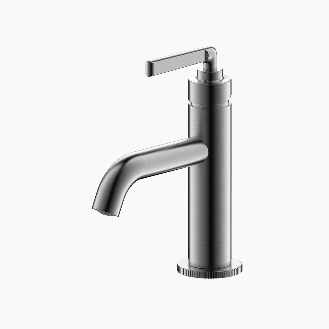 Fenmore Single-Hole Bathroom Faucet