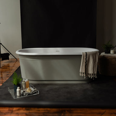 Hinsen 66" Freestanding Bathtub