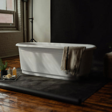 Hinsen 66" Freestanding Bathtub