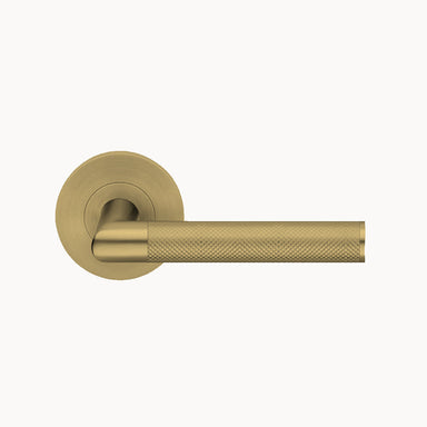 Kamen Kali Lever Handles on Standard Rose