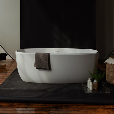 Ostra 68" Freestanding Bathtub