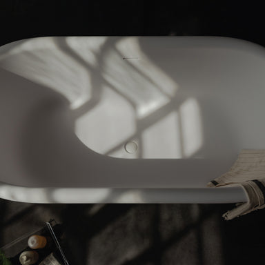 Hinsen 66" Freestanding Bathtub